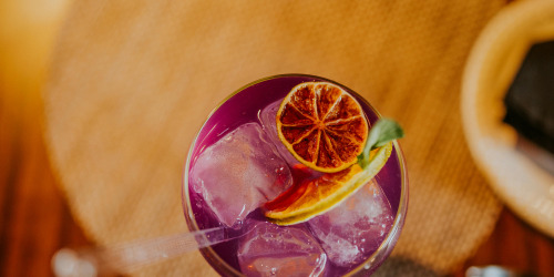 Scopri 3 curiosità sorprendenti sul gin che ti faranno innamorare ancora di più